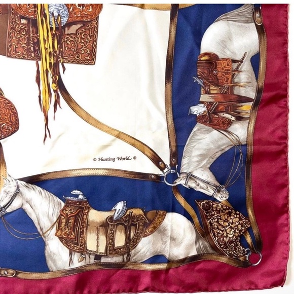 Hunting World Unique Multicolor Scarf - Picture 6 of 9